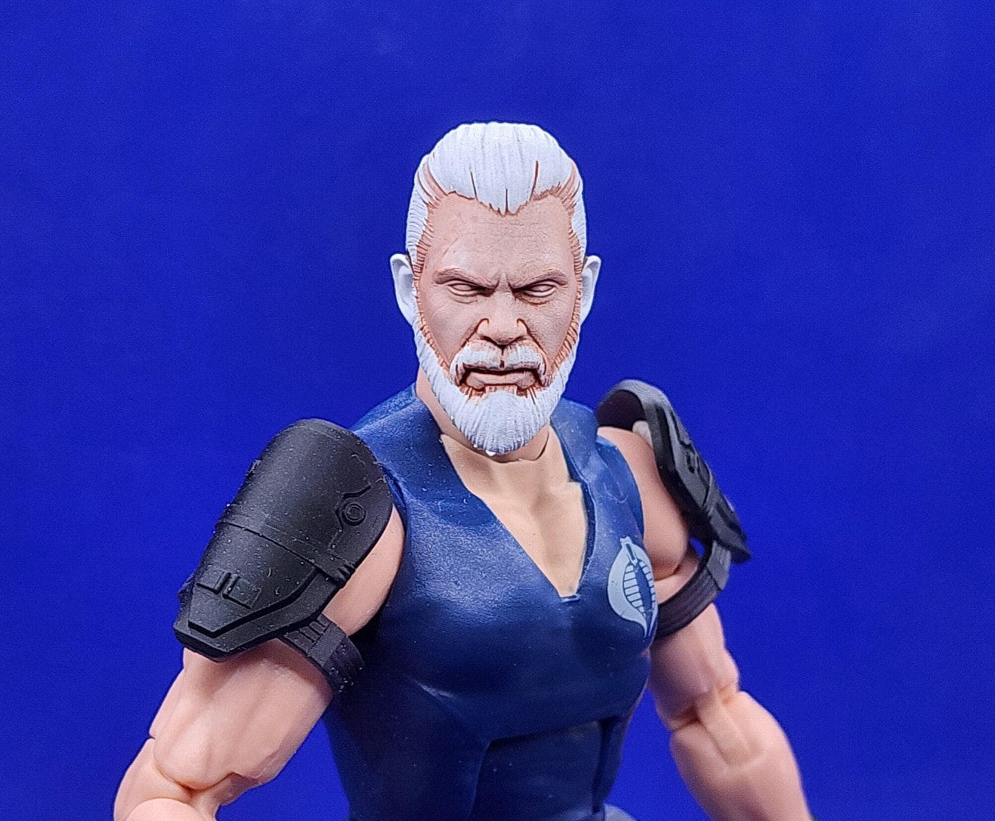 Heavy Armored Shoulder Pads - 1:12 scale