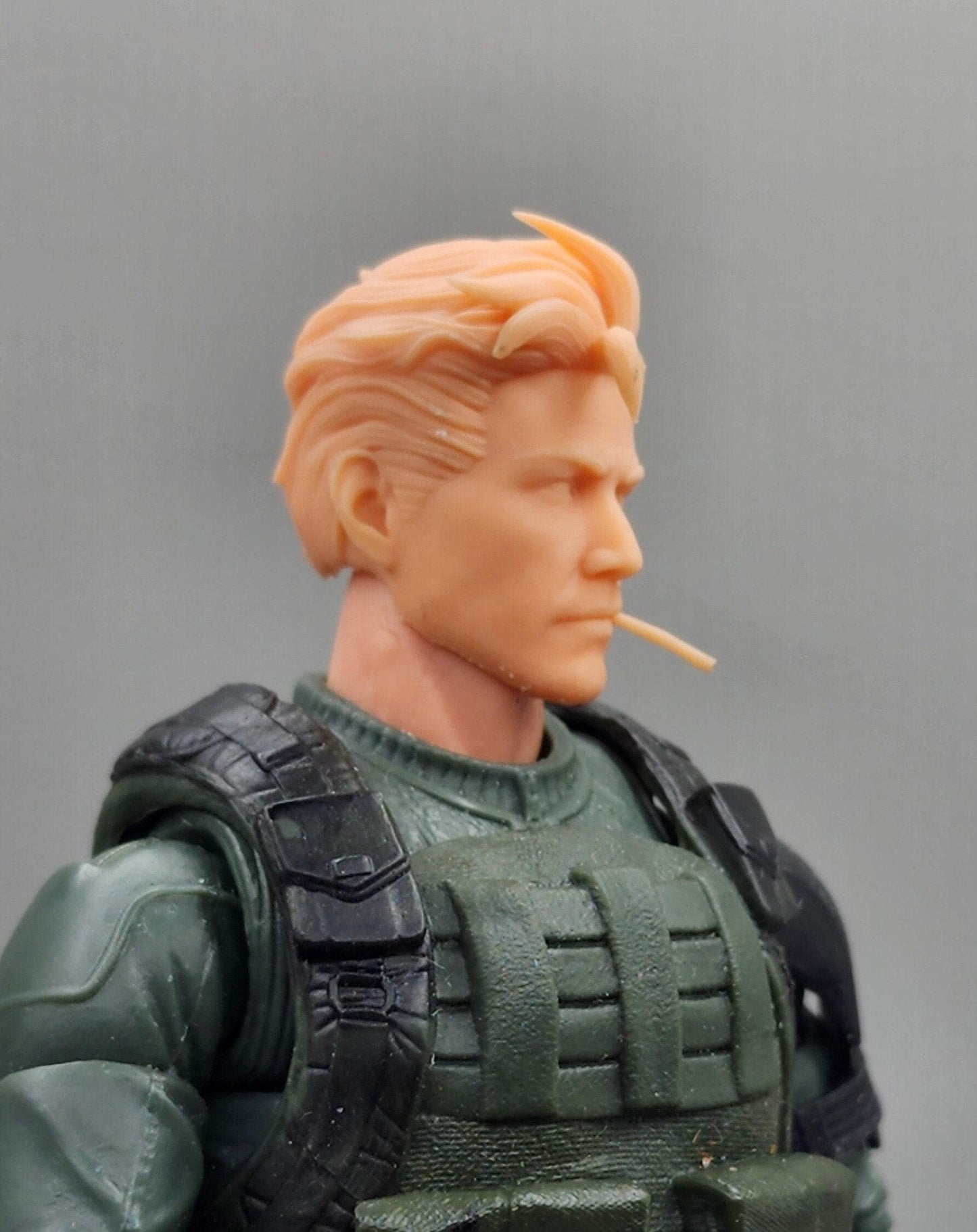 Constantine with cigarette - 1/12 scale