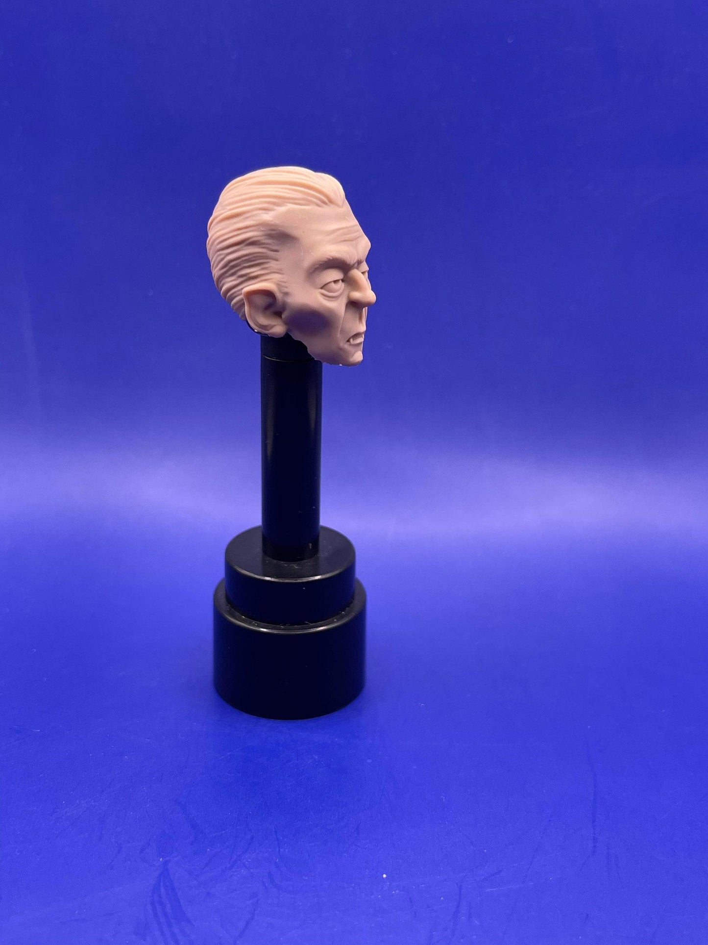 Vampire head - 1/12 scale