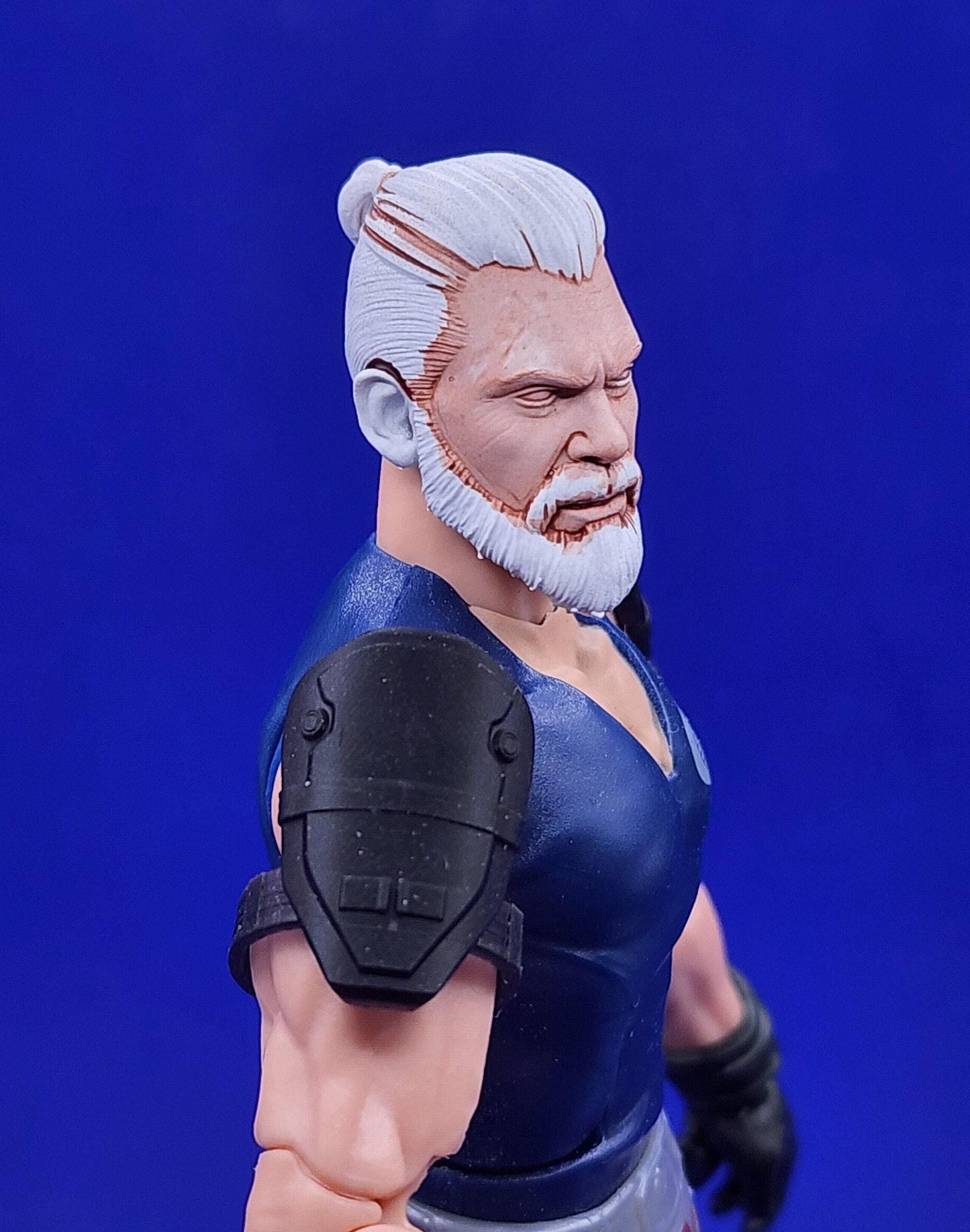 Heavy Armored Shoulder Pads - 1:12 scale