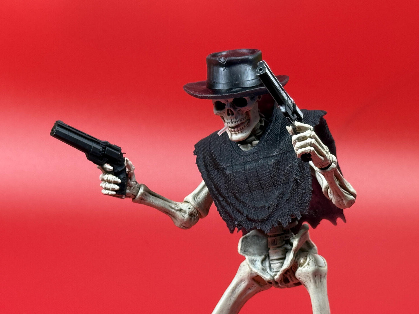 Dead Man’s Ace Gun - 1:10 scale