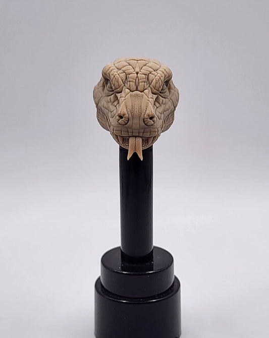 Ssssthalrok Sssswampshadow, snake head – Mythic Legions 1.0 scale