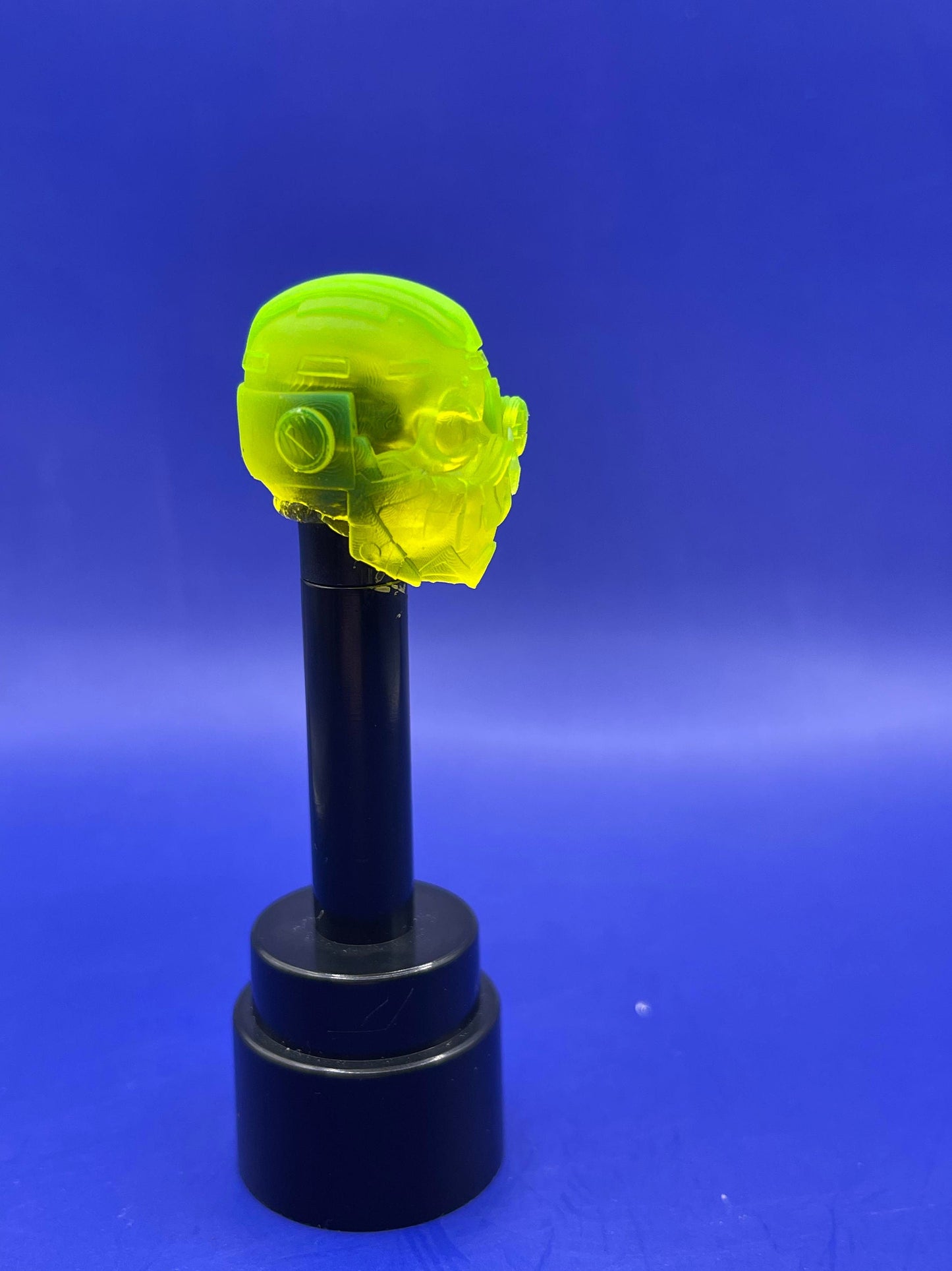 Overkill bright green head - 1/12 scale