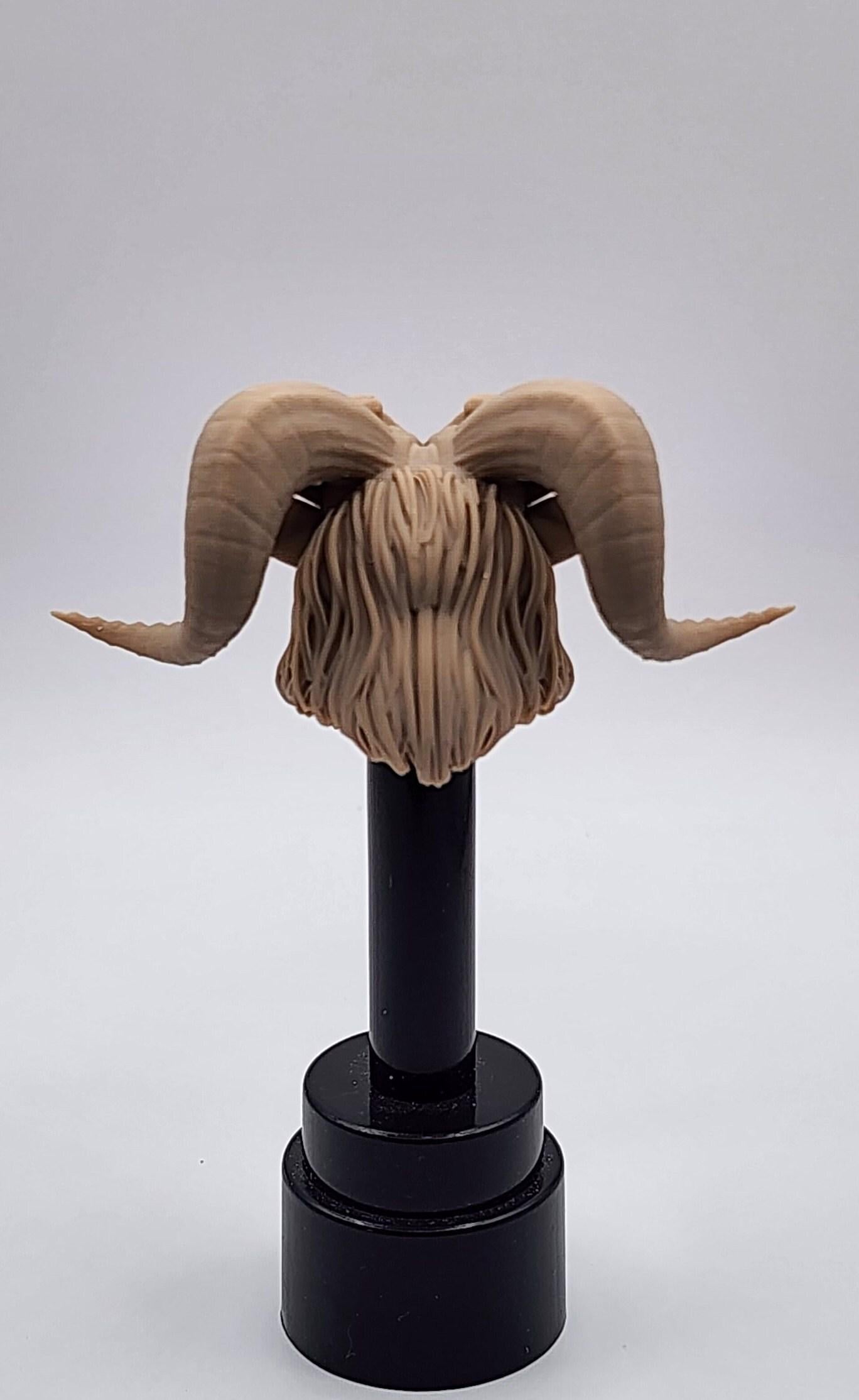 Gallanthorn the Hero, goat head - Mythic Legions 1.0