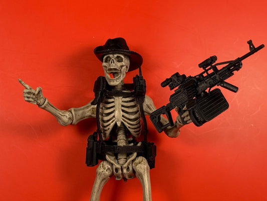 Web Gear with 2 rifle clips, handgun and 2 clips, walkie talkie, knife - 3D printed loadout 1:10