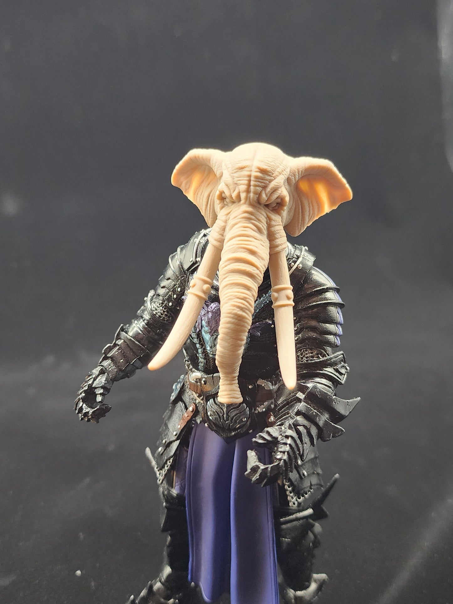 Brumbar, elephant head - Mythic Legions 1.0