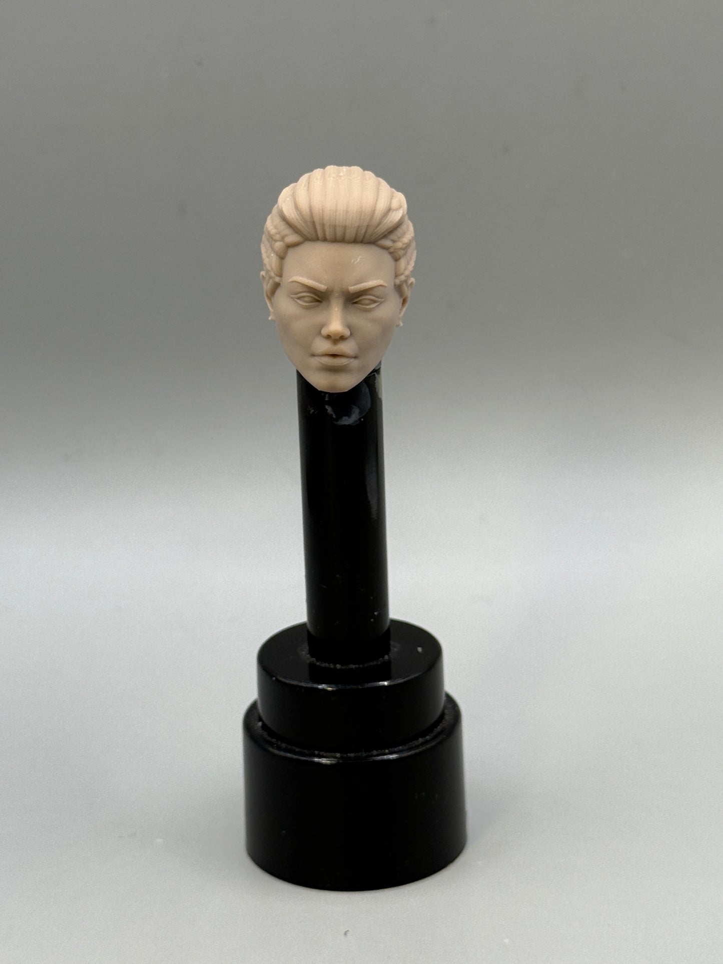 Yelena - 1/12 scale head