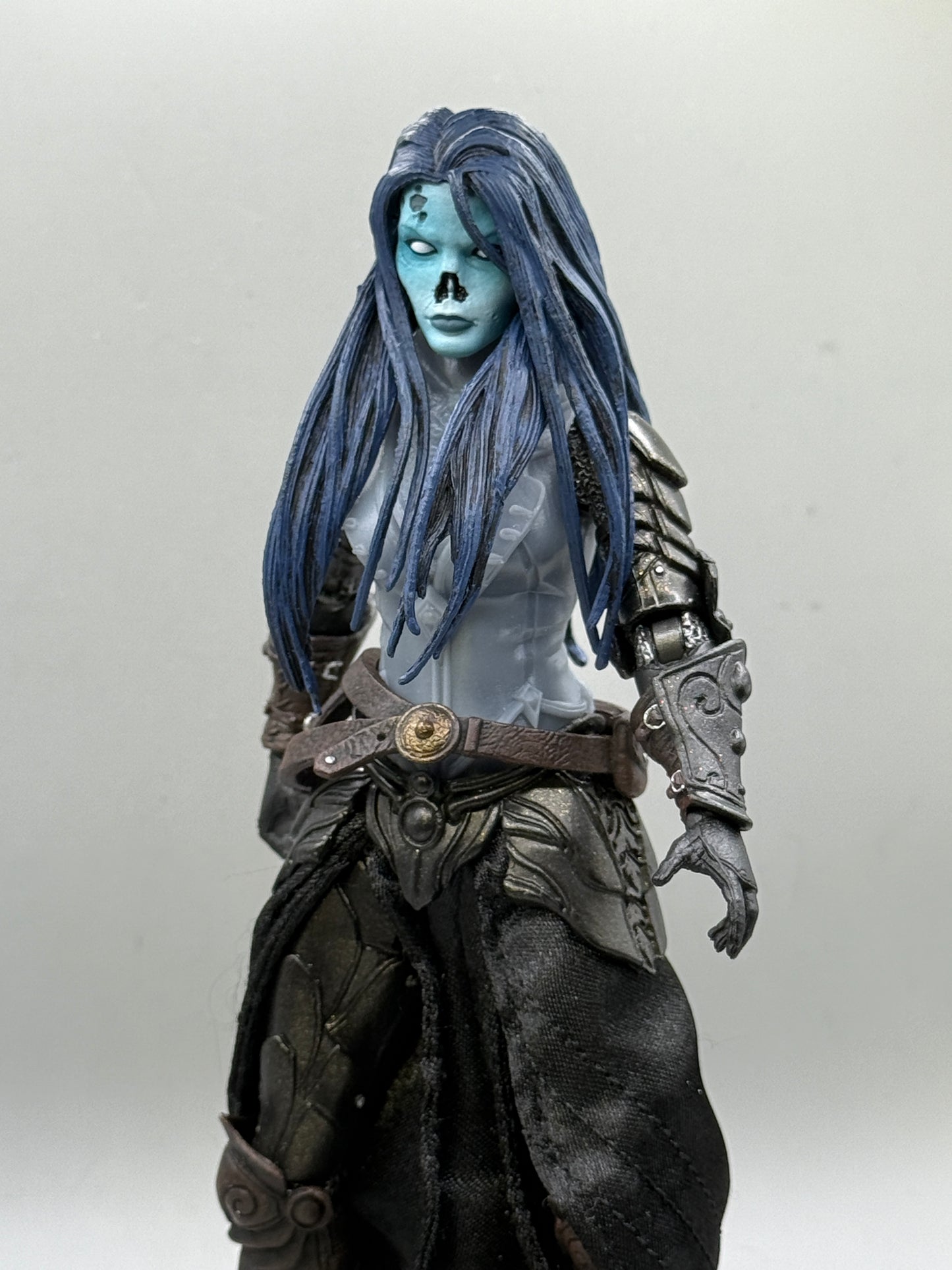 Priestess SHORT NECK Female Torso - Mythic Legions 2.0