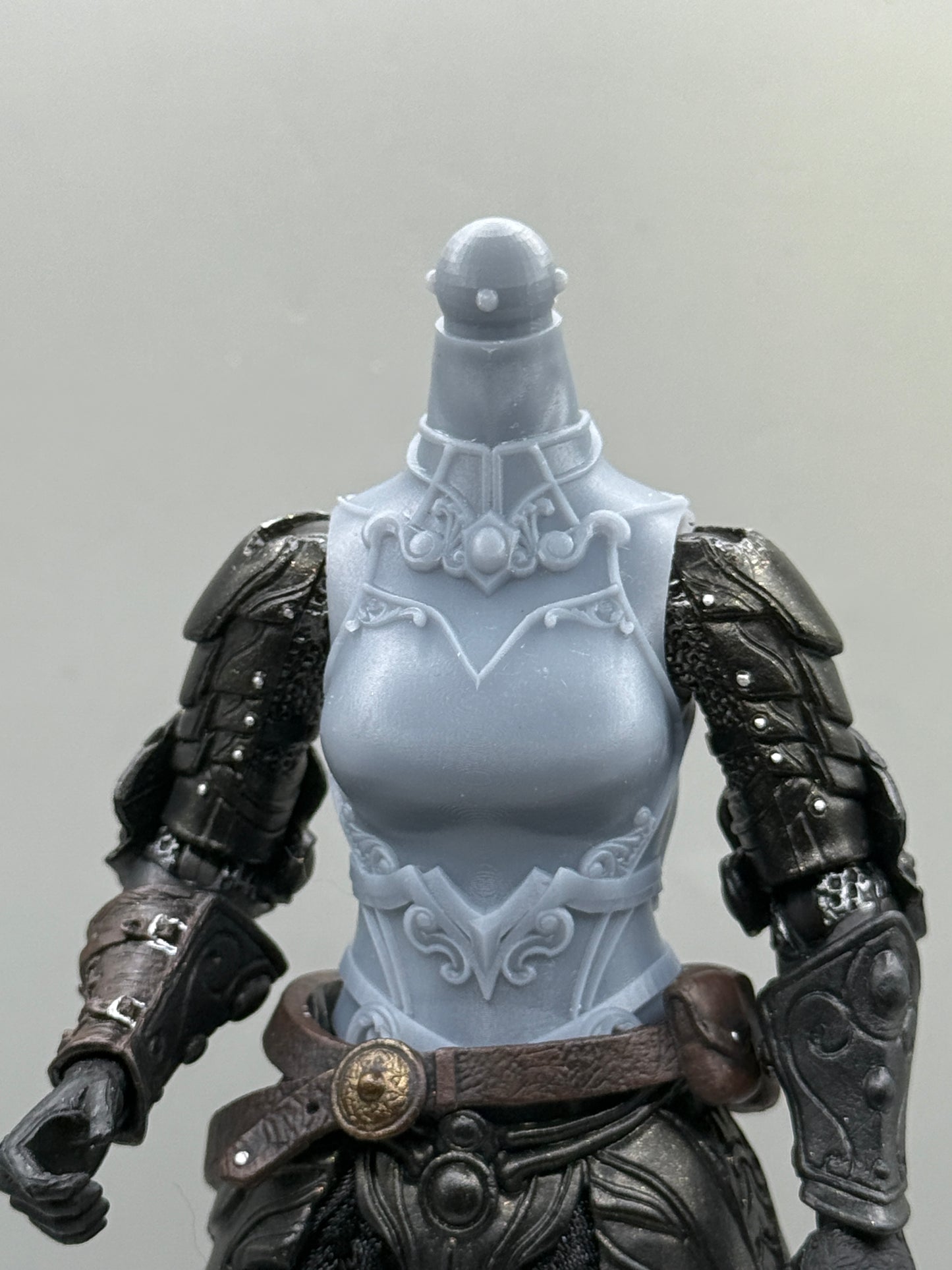 Valkyrie Female Torso - Mythic Legions 2.0