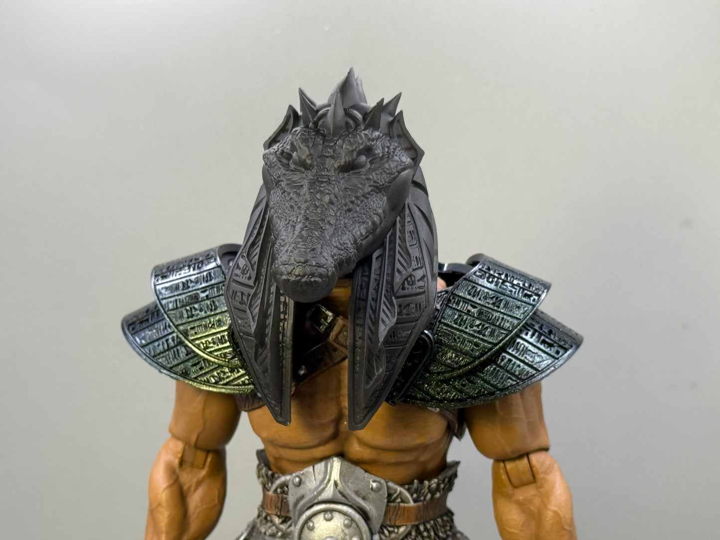 Metallic Green Egyptian Stele Pauldrons - Mythic Legions 1.0