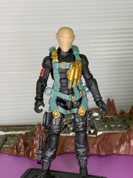 Resolute Snake Eyes - 1:18 scale