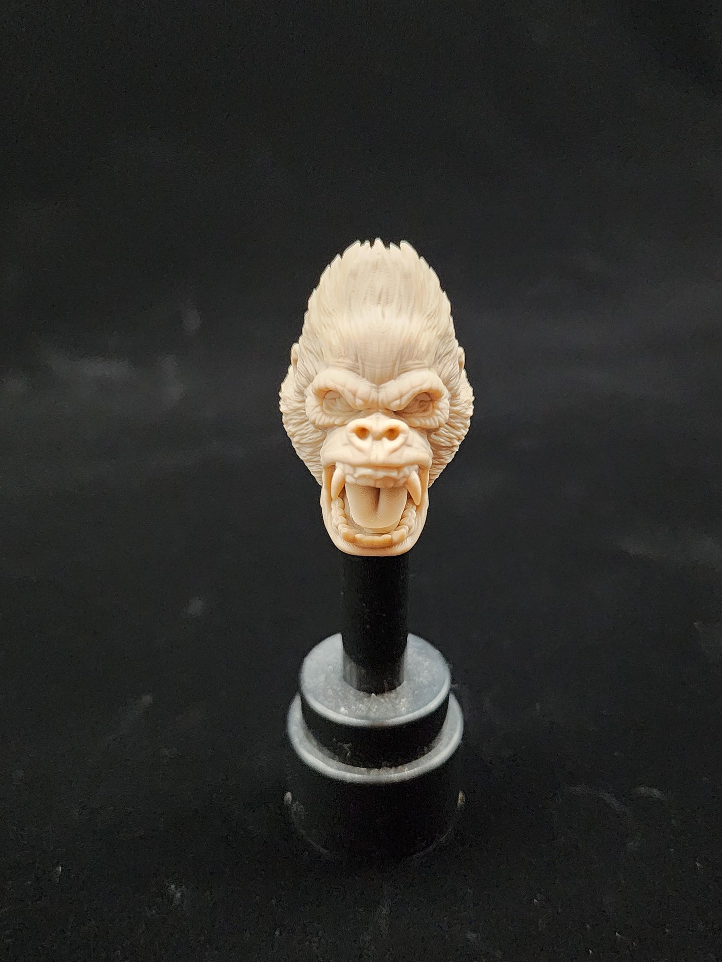 Gravok, gorilla open mouth head - Mythic Legions 1.0