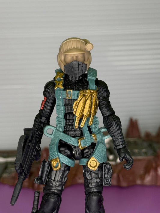 Battle Force 2000 Blaster head, mask, and gun - 1:18 scale