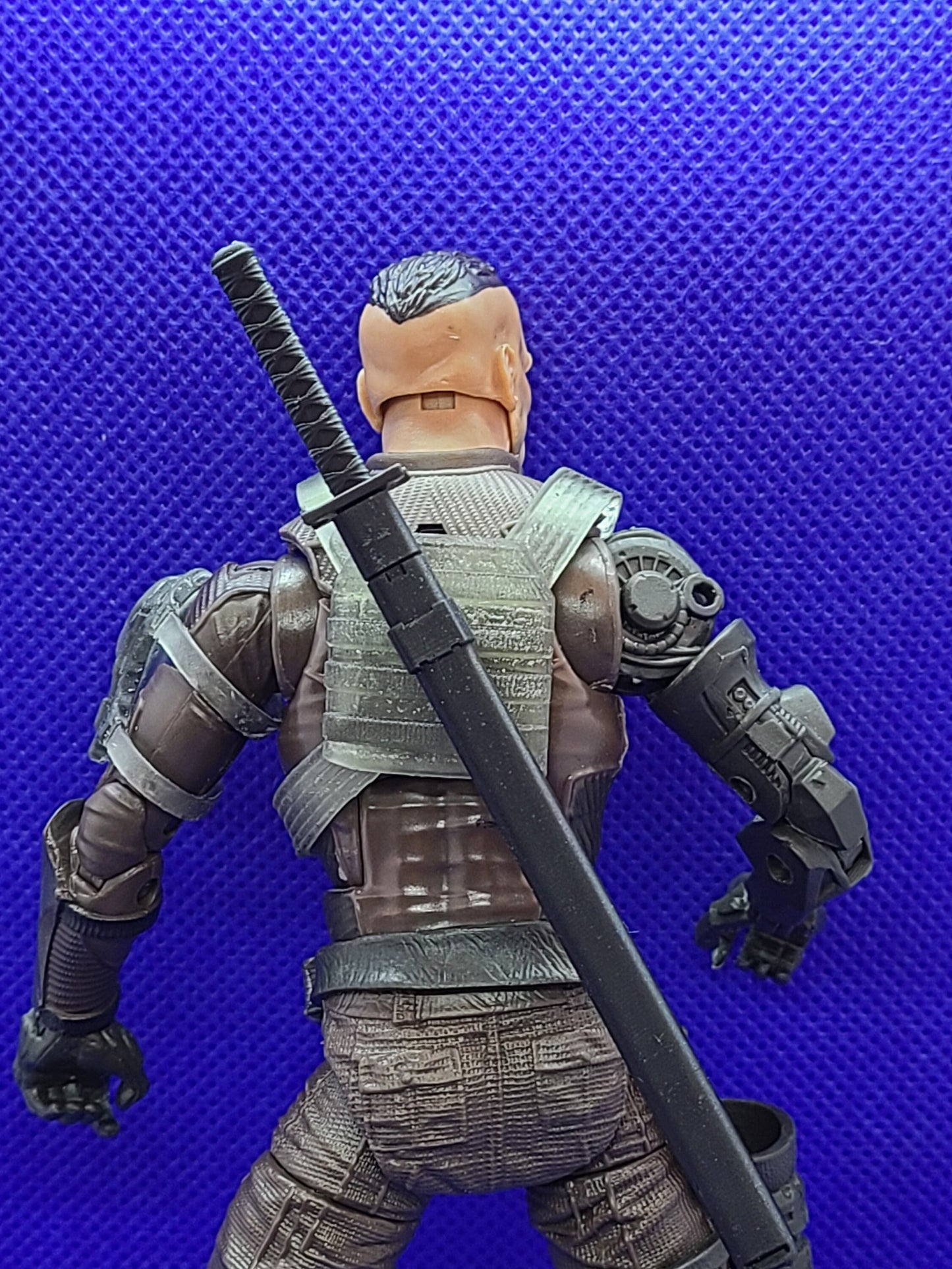 Armored Bandolier Vest with Sword/Scabbard - 1/12 Scale