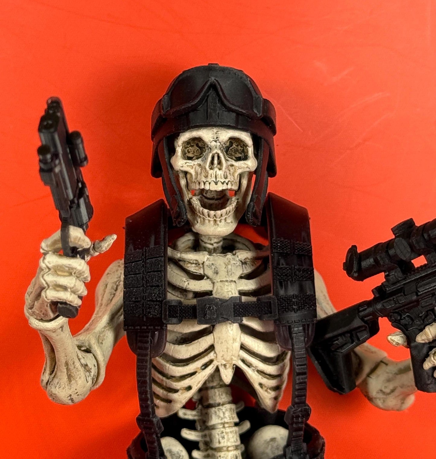 Kismet’s Hand Gun - 1:10 scale
