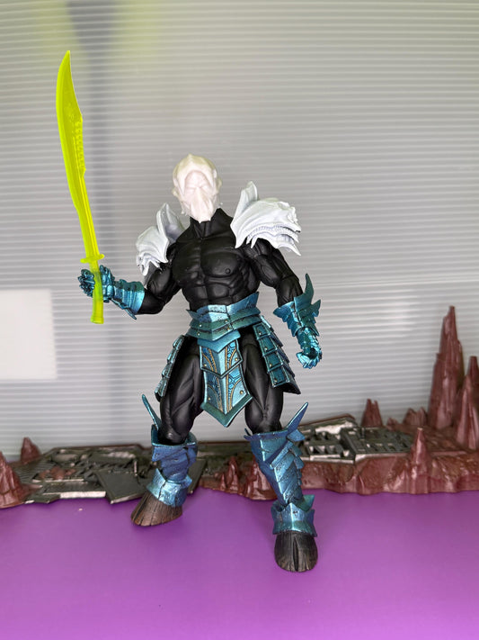 Death Skull Pauldrons - Mythic Legions 1.0