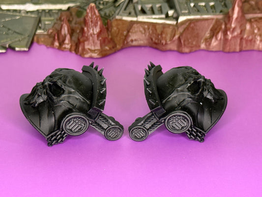 Skull Plate Pauldrons - Mythic Legions Brute