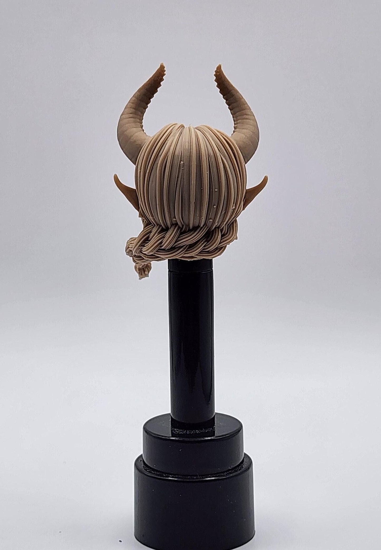 Morrigan Emberveil, female demon head – Mythic Legions 2.0 scale