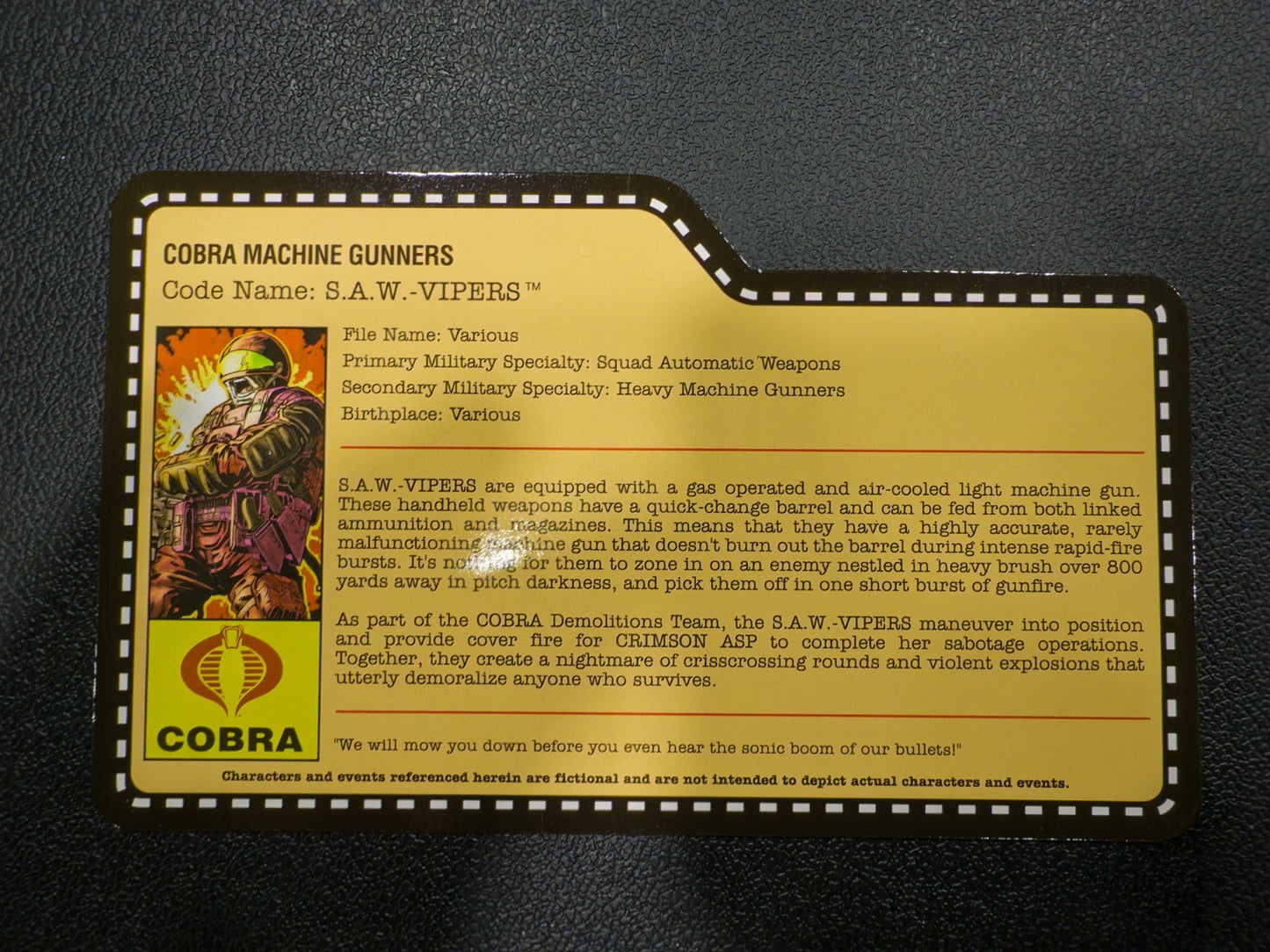 2013 GI Joe Joecon Saw Viper with file card5