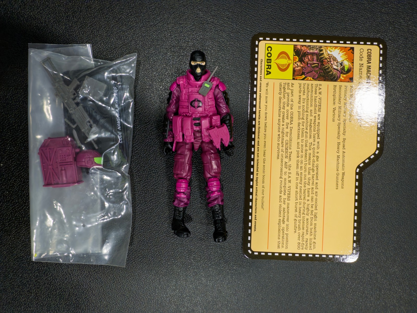 2013 GI Joe Joecon Saw Viper with file card0