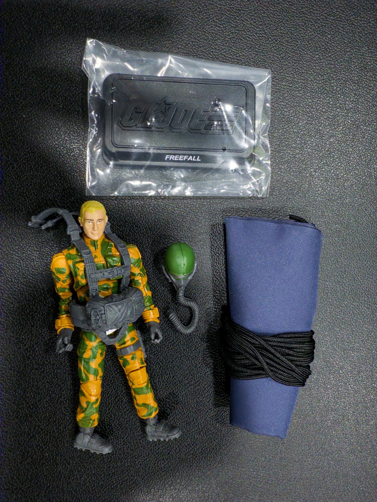 2016 GI Joe Joecon Parachute drop figure Freefall1