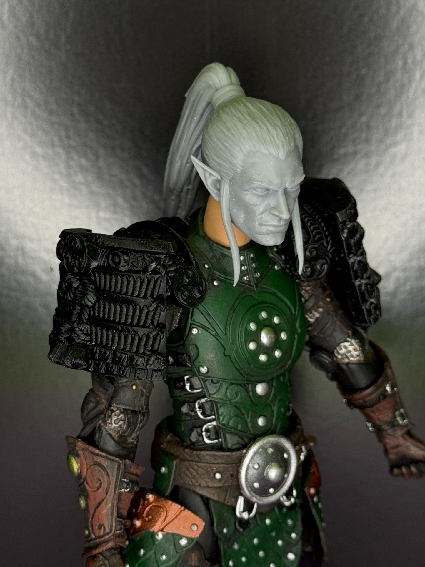 T'Shiro Elf Ponytail head - Mythic legions 2.0