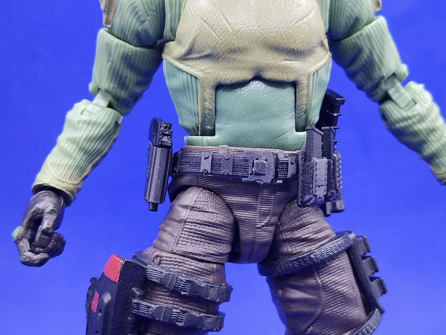 Belt with holster, handgun, 2 pistol mags, and 2 rifle mags - 1/12 scale 3d printed loadout
