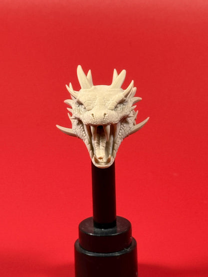Herensuge, reptile head - Mythic Legions 1.0