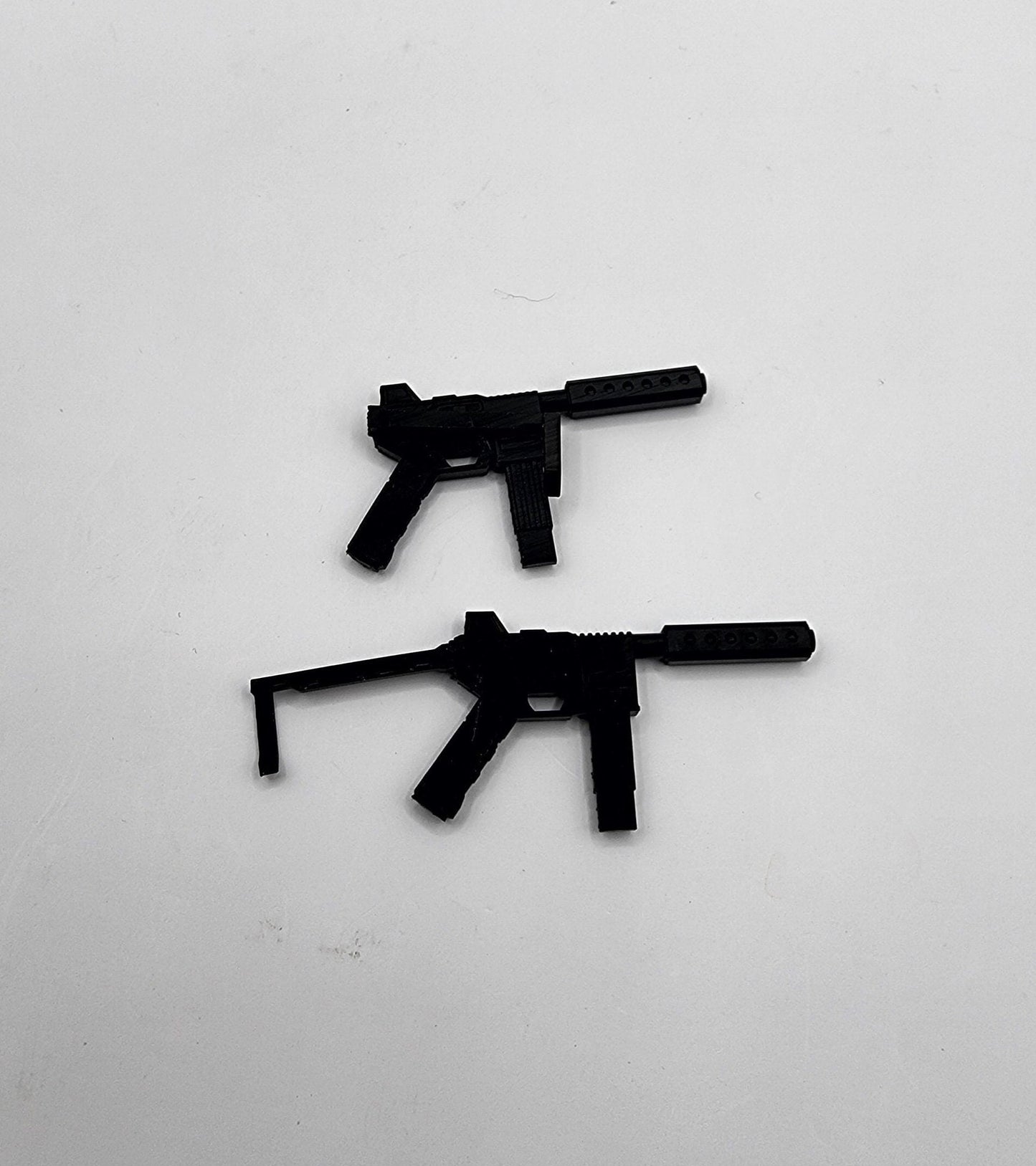 Saboteur SMG submachine gun - 1/12 scale