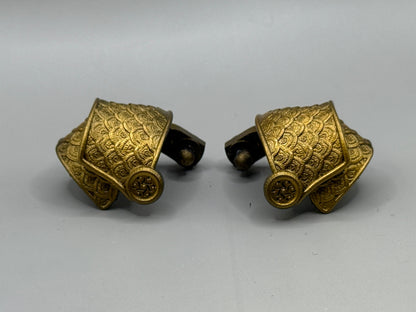 Painted Gold Plate Pauldrons - Mythic Legions 1.0