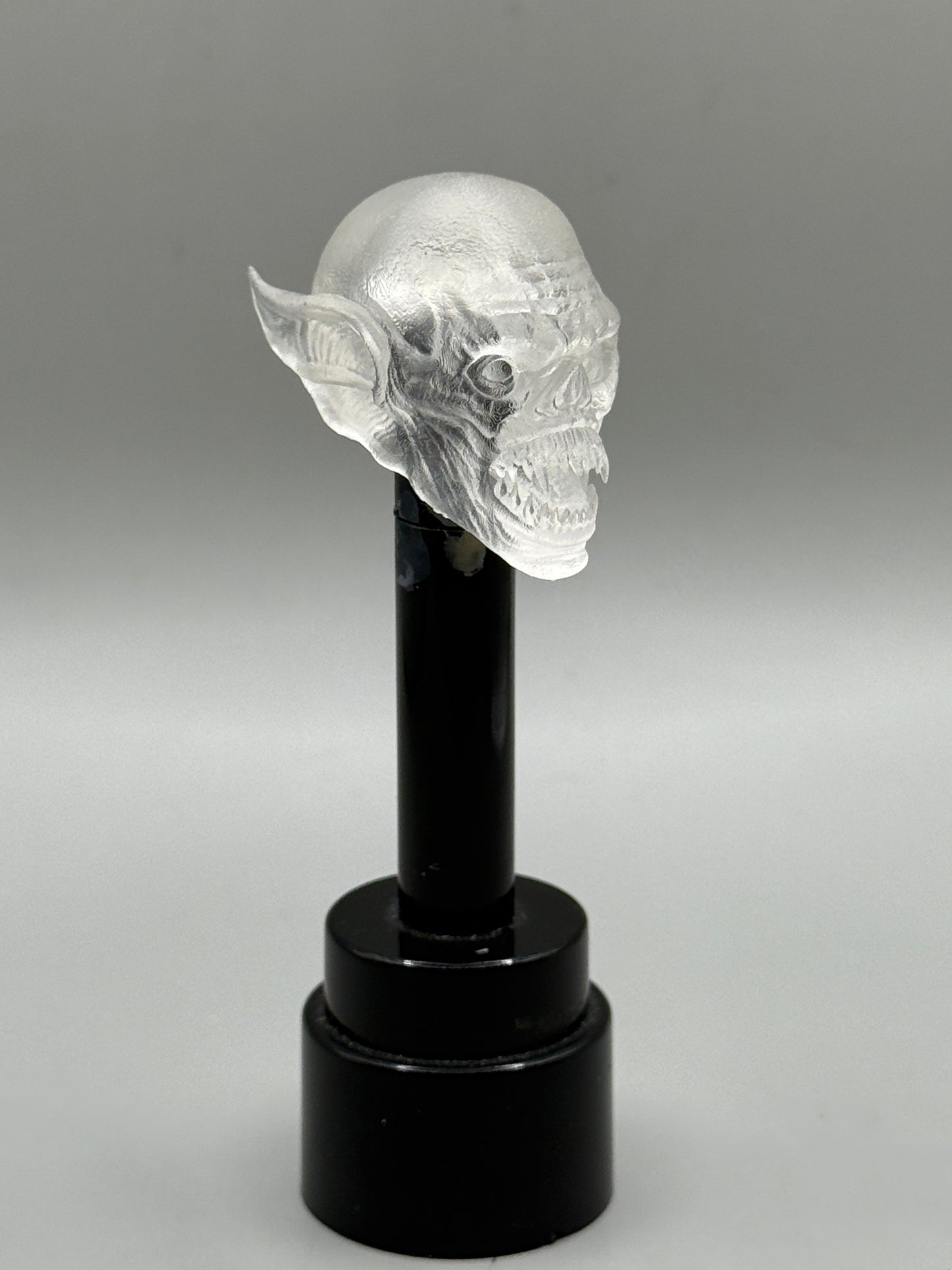 Transparent Clear Knight of the Veil Walkers, vampire head - Mythic legions 1.0