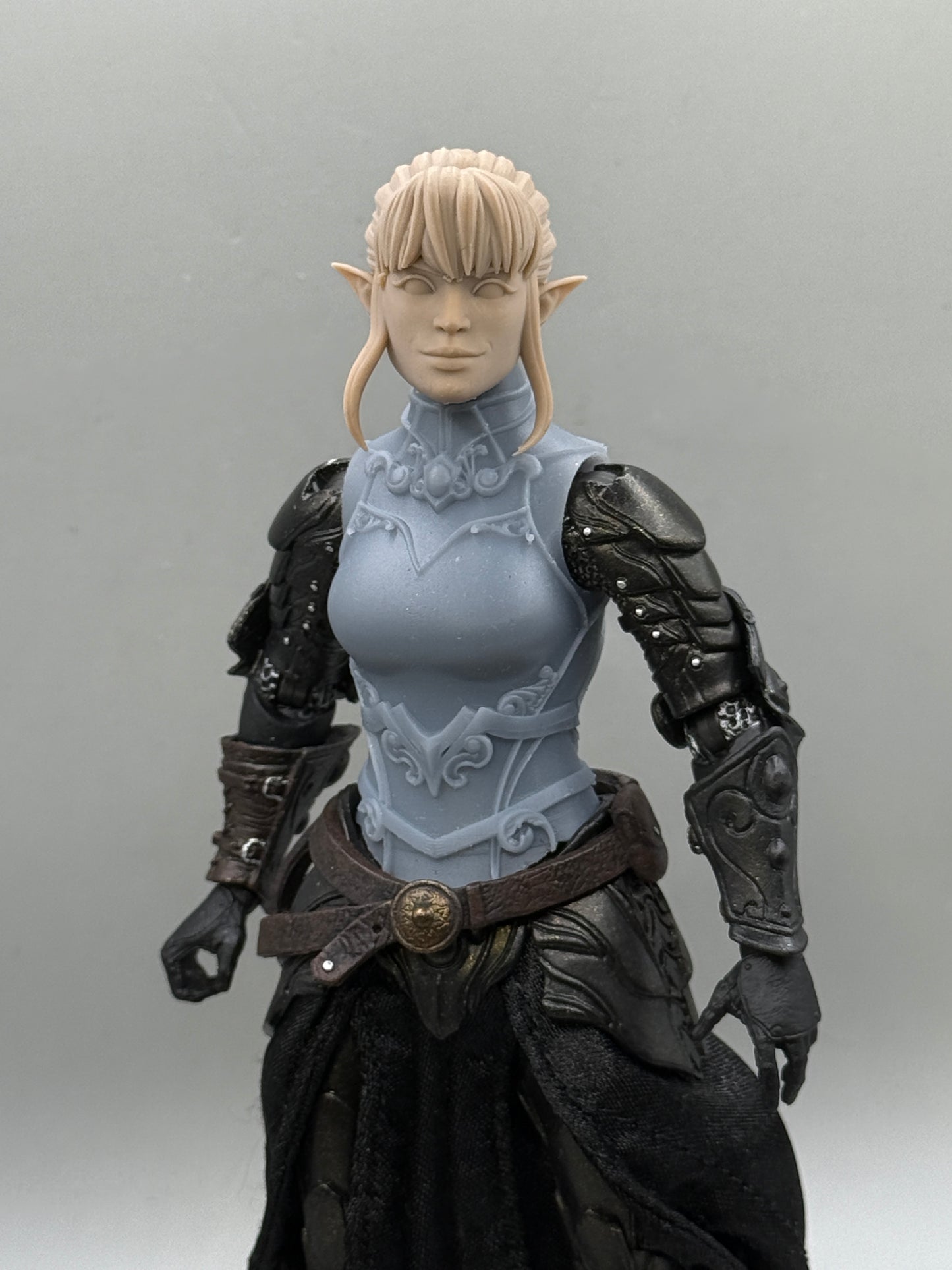 Valkyrie SHORT NECK Female Torso - Mythic Legions 2.0