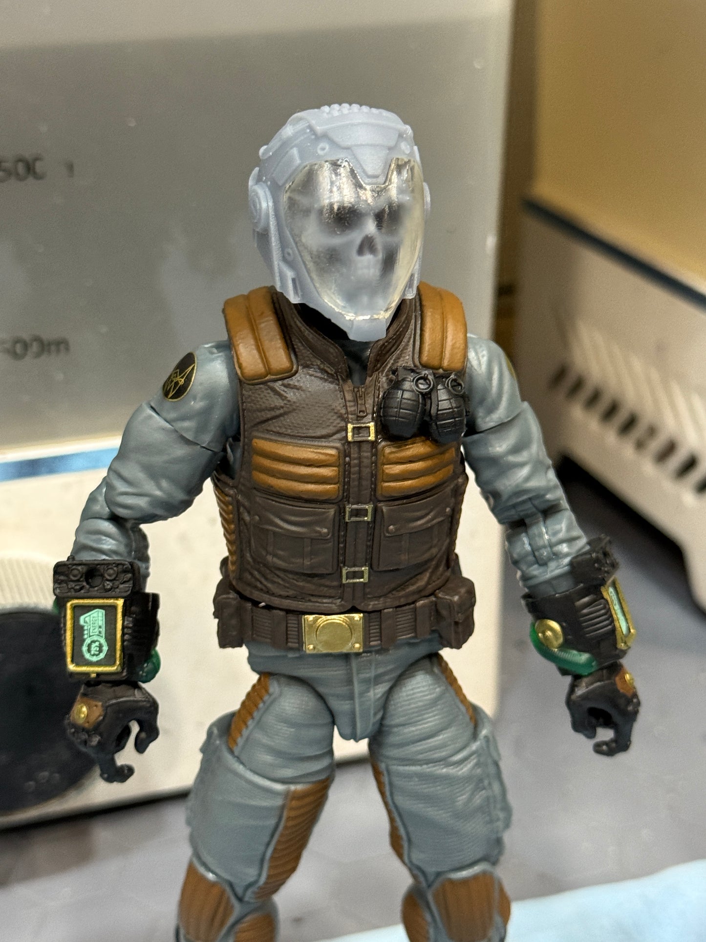 Skull Trooper Head with Green Visor LIMITED (unpainted)