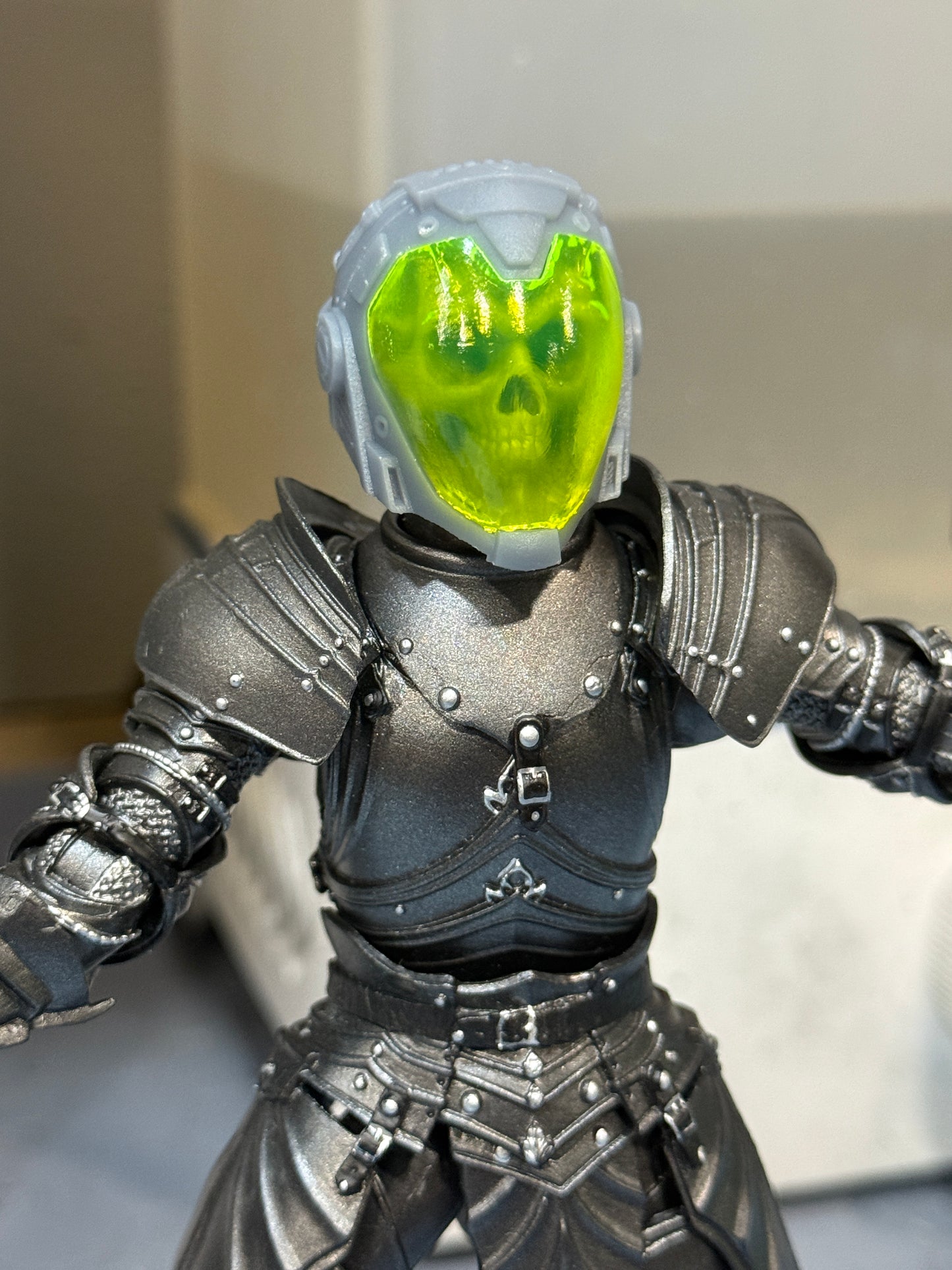 Skull Trooper Head with Green Visor LIMITED (unpainted)