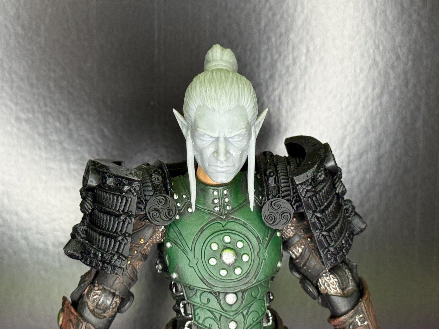T'Shiro Elf Ponytail head - Mythic legions 2.0