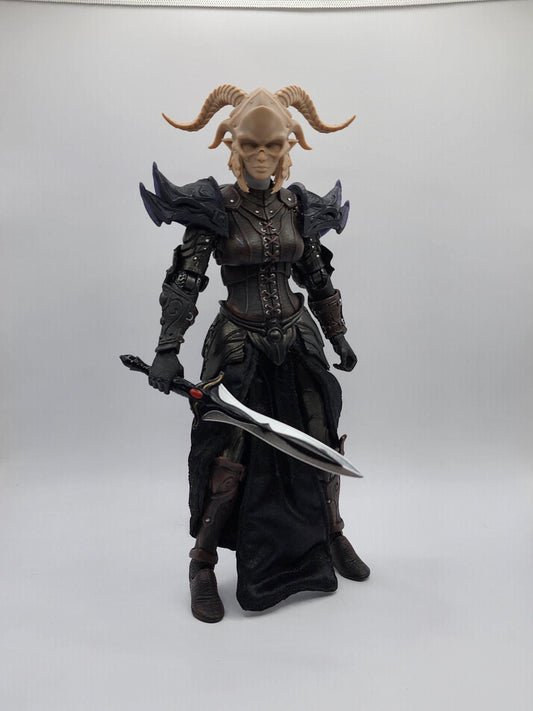 Priestess of Pain Pauldrons - Mythic Legions 2.0