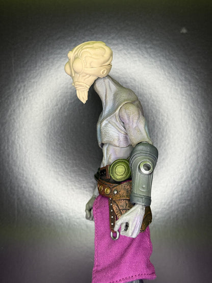 Ben 10 Gray Matter inspired head - Mythic Legions 2.0