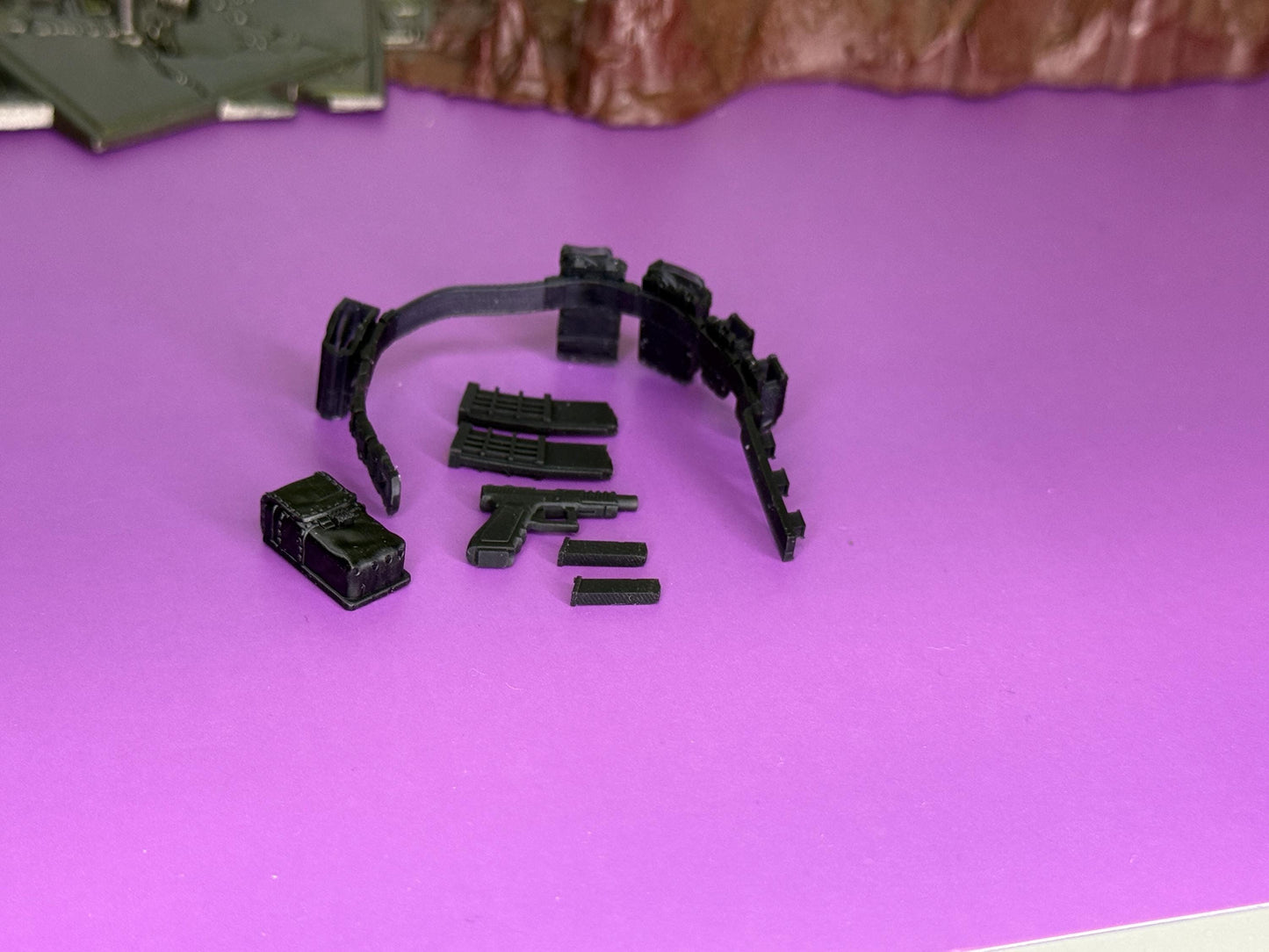 Belt with holster, handgun, 2 pistol mags, and 2 rifle mags - 1/12 scale 3d printed loadout