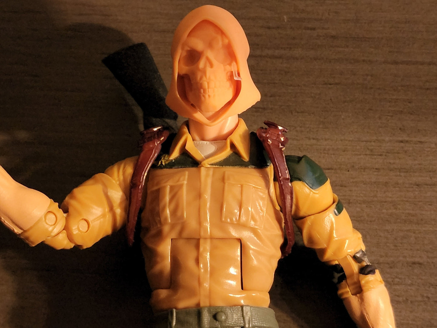 Shoulder Harness with Shotgun sleeve -  1/12 scale